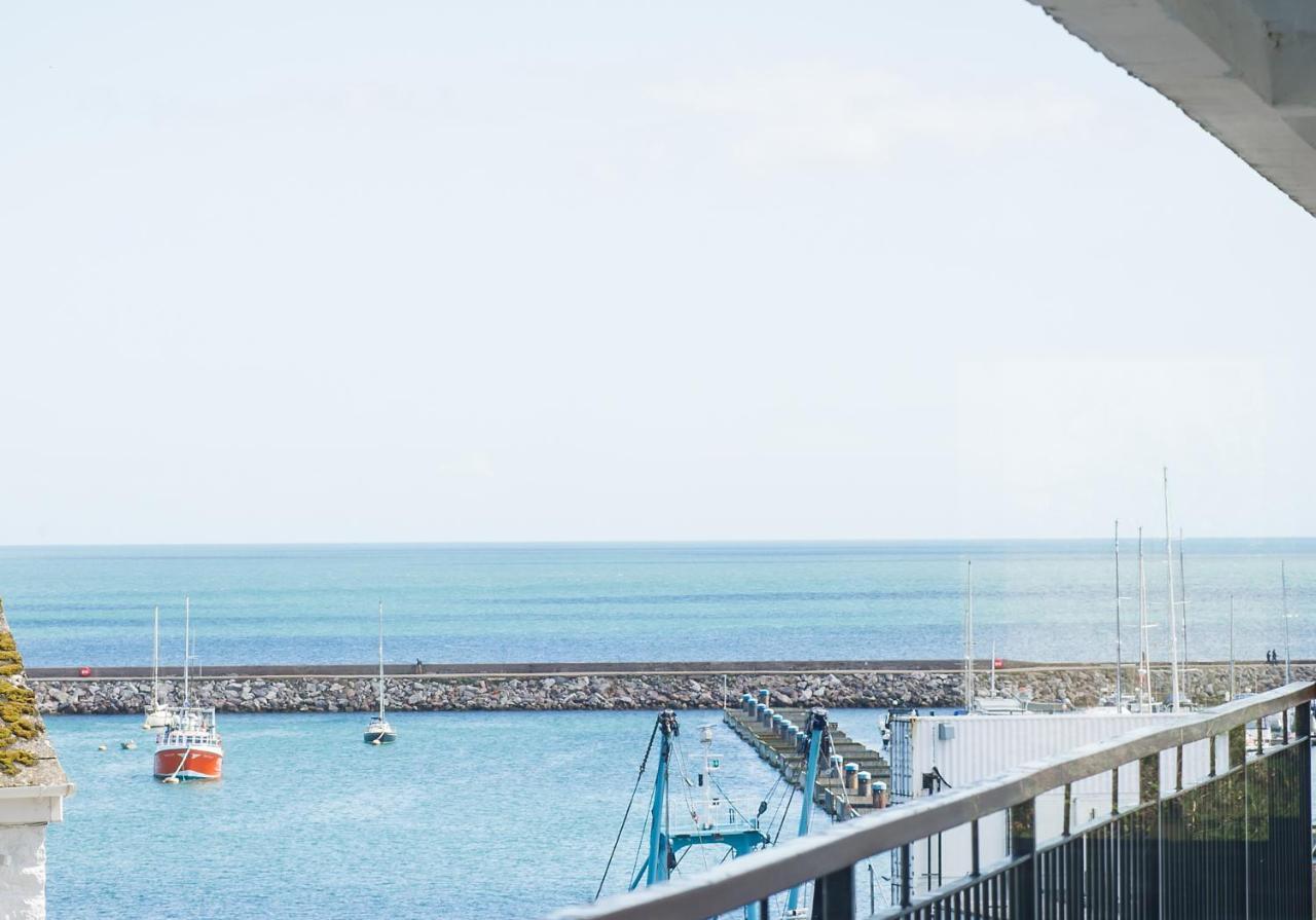Harbour Apartment At 6 Dolphin Court With Parking Brixham Ngoại thất bức ảnh